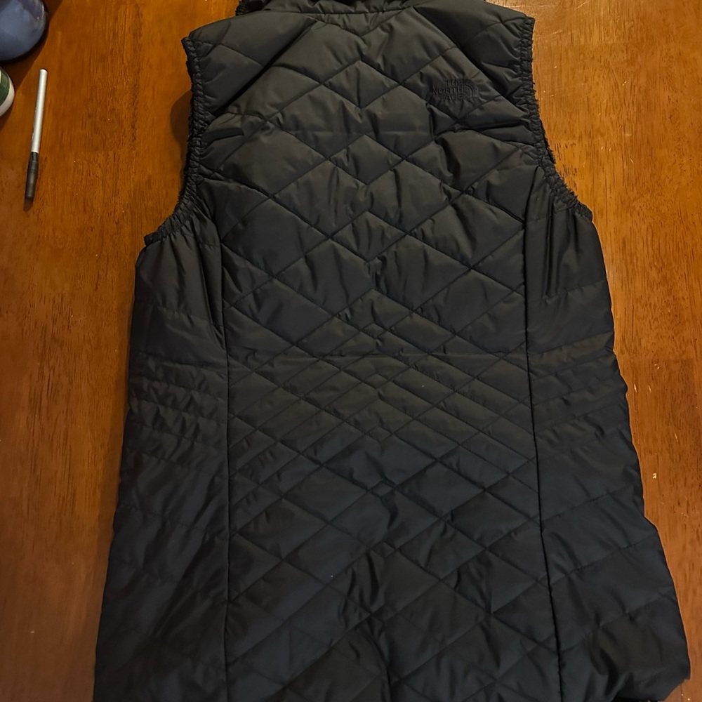 The North Face Women's Black Reversible Vest - Picture 2 of 4